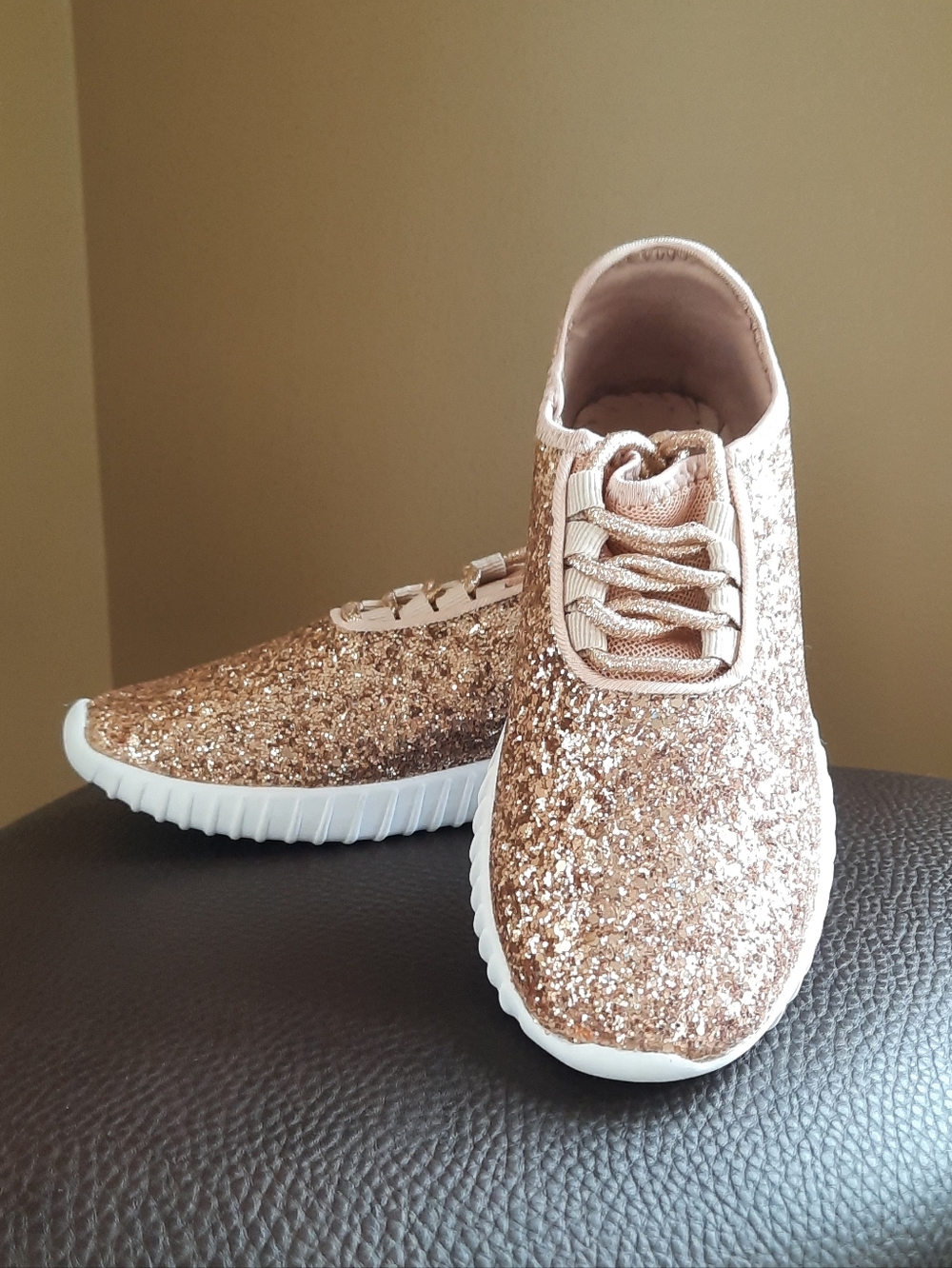 Forever Link Gold Glitter Sneakers - Picture 4 of 12